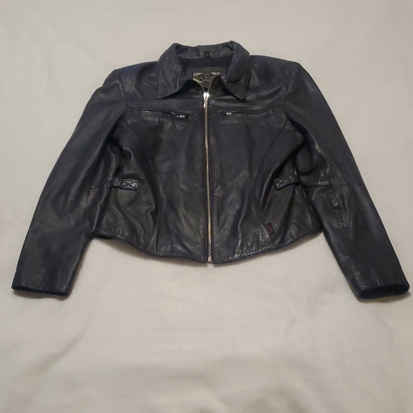 Guess Jackets & Blazers - Guess Women's Black Genuine Leather Zip Jacket With Zippered Chest Pockets